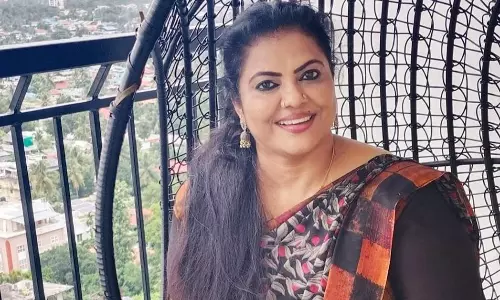 Attempt to lead girl into sex racket: Actor Minu Muneer arrested