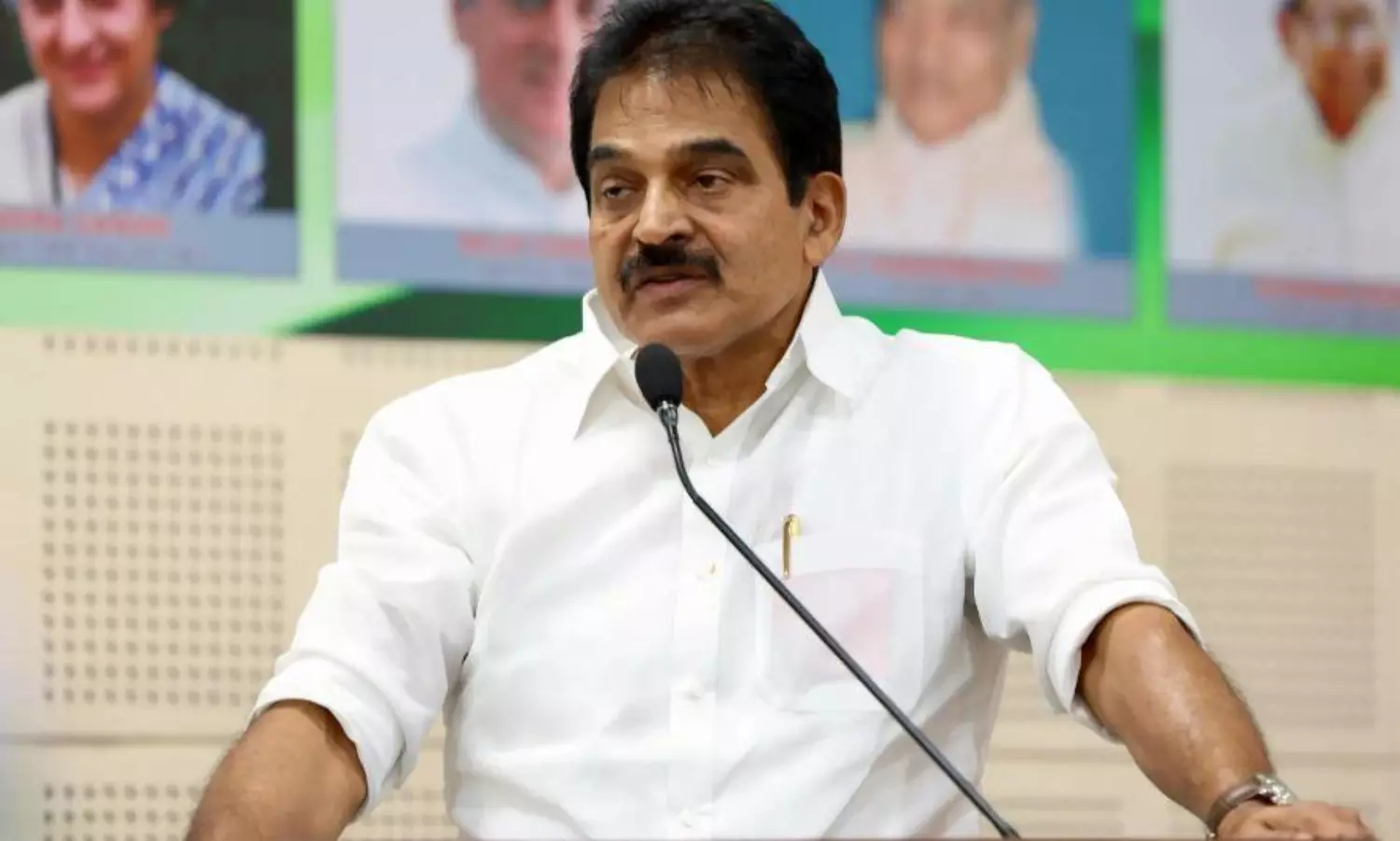 Election commission shrugging all responsibilities in the face of grave allegations: Congress