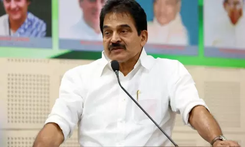 Election commission shrugging all responsibilities in the face of grave allegations: Congress