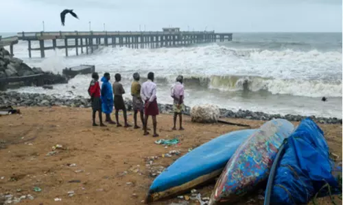 Strike by TN fishermen against frequent arrests by Sri Lankan Navy enters 8th day