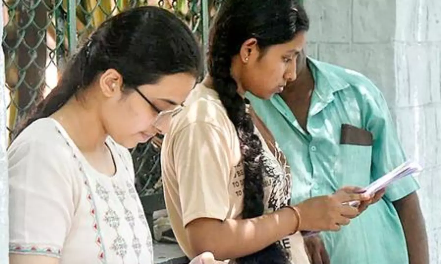 460 students went abroad under NOS in last 5 years: Govt to LS