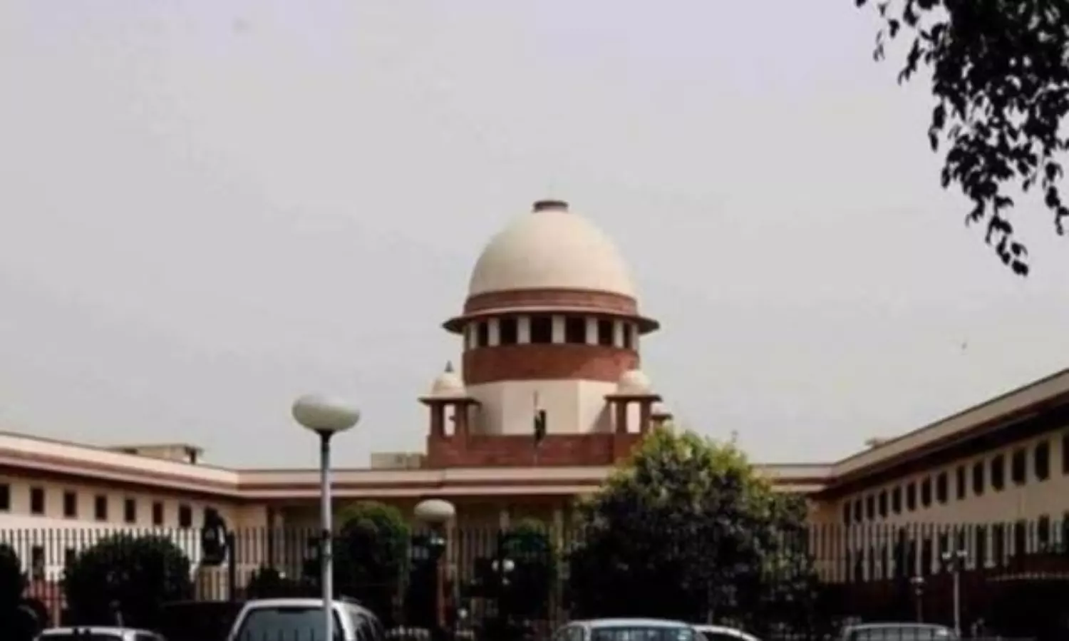 Supreme Court orders status quo in Sambhal mosque dispute, issues notice