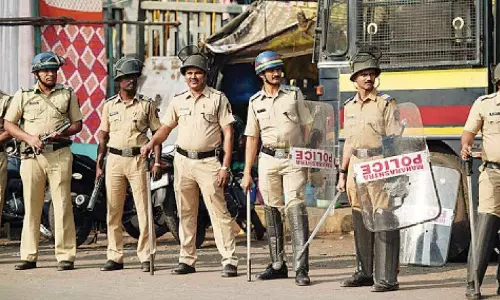 BJP protest: Indore removes signboards bearing Muslim street names