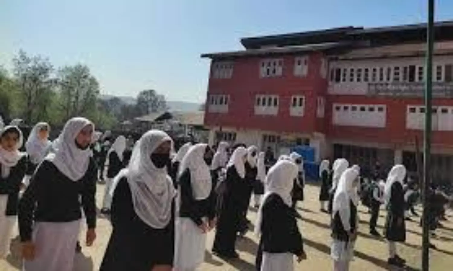 schools in Kashmir