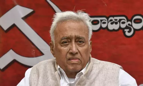 Pinarayi condoles death of veteran CPI leader Sudhakar Reddy