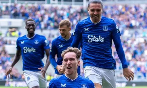 Premier League: Everton downs Brighton 2-0 at new home Premier League: Everton downs Brighton 2-0 at new home