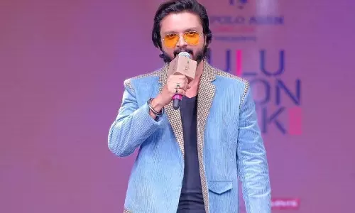 Malayalam actor, TV host Rajesh Keshav suffers cardiac arrest during event