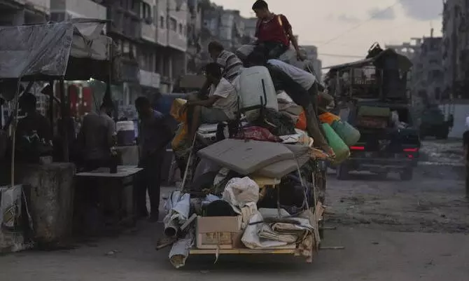 Israel steps up pressure on Gaza City as Trump readies post-war plan