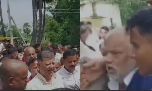 Angry villagers chase Bihar minister for failing to visit grieving families