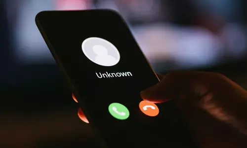 UAE Ministry warns public about fraudulent calls from unknown numbers