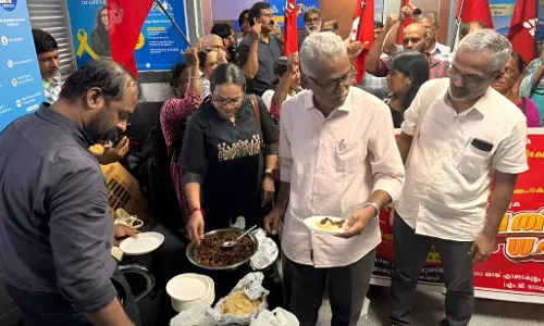 Canara Bank manager bans beef in canteen; employees serve it outside branch in protest