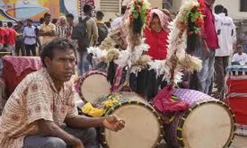 Bengal’s priests and drummers fear harassment while travelling for festive season
