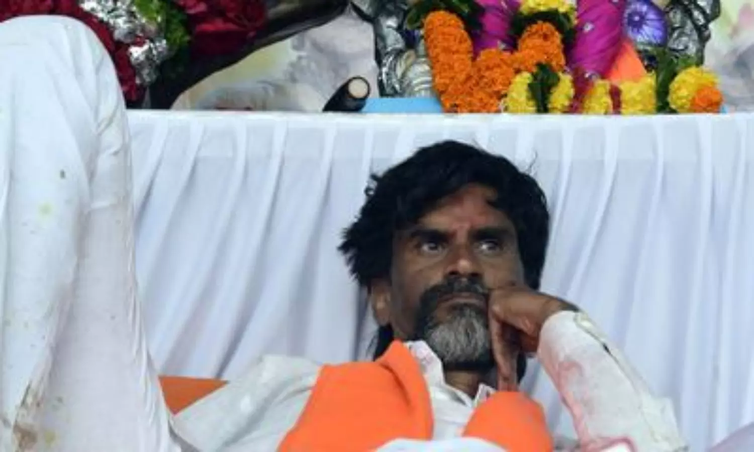 Jarange’s fast on Maratha quota issue enters day 5; Police asks to vacate Azad Maidan