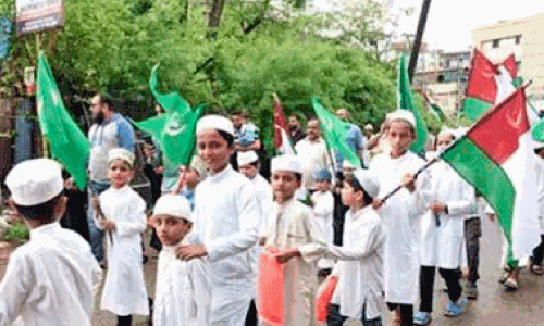 Prophets Day celebrants greet Onam procession in ‘real Kerala Story’