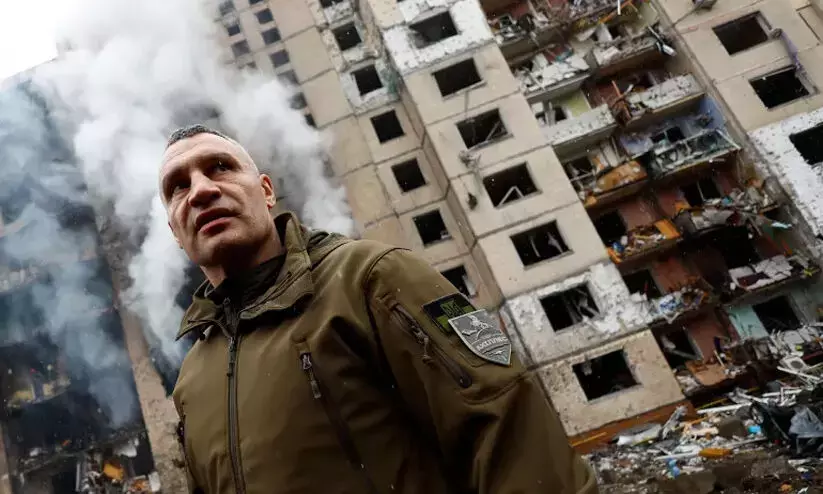 Russia strikes Ukraine with 800 plus drones & decoys