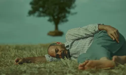 Commitment Hasan: a visual ode to the soul of pilgrimage