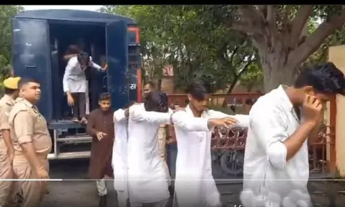 Yogi police arrest, humiliate 30 Muslims, including minor madrasa students during Milad procession