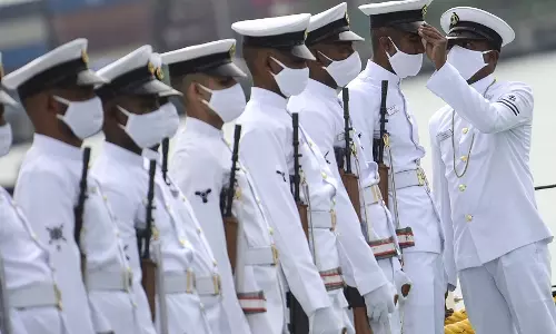 Man in naval uniform flees with rifle, ammunition in Mumbai