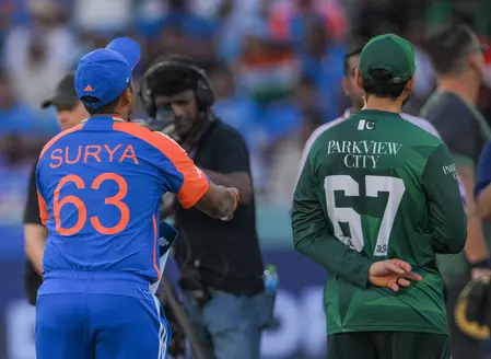 Handshake snub: Pak cricket board lodges protest with ACC