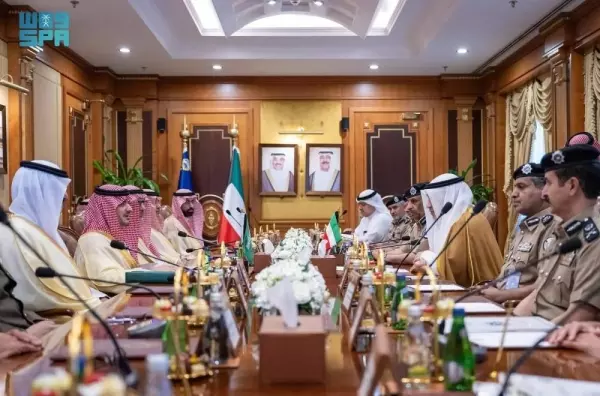 Saudi, Kuwaiti interior ministers hold security talks in Kuwait