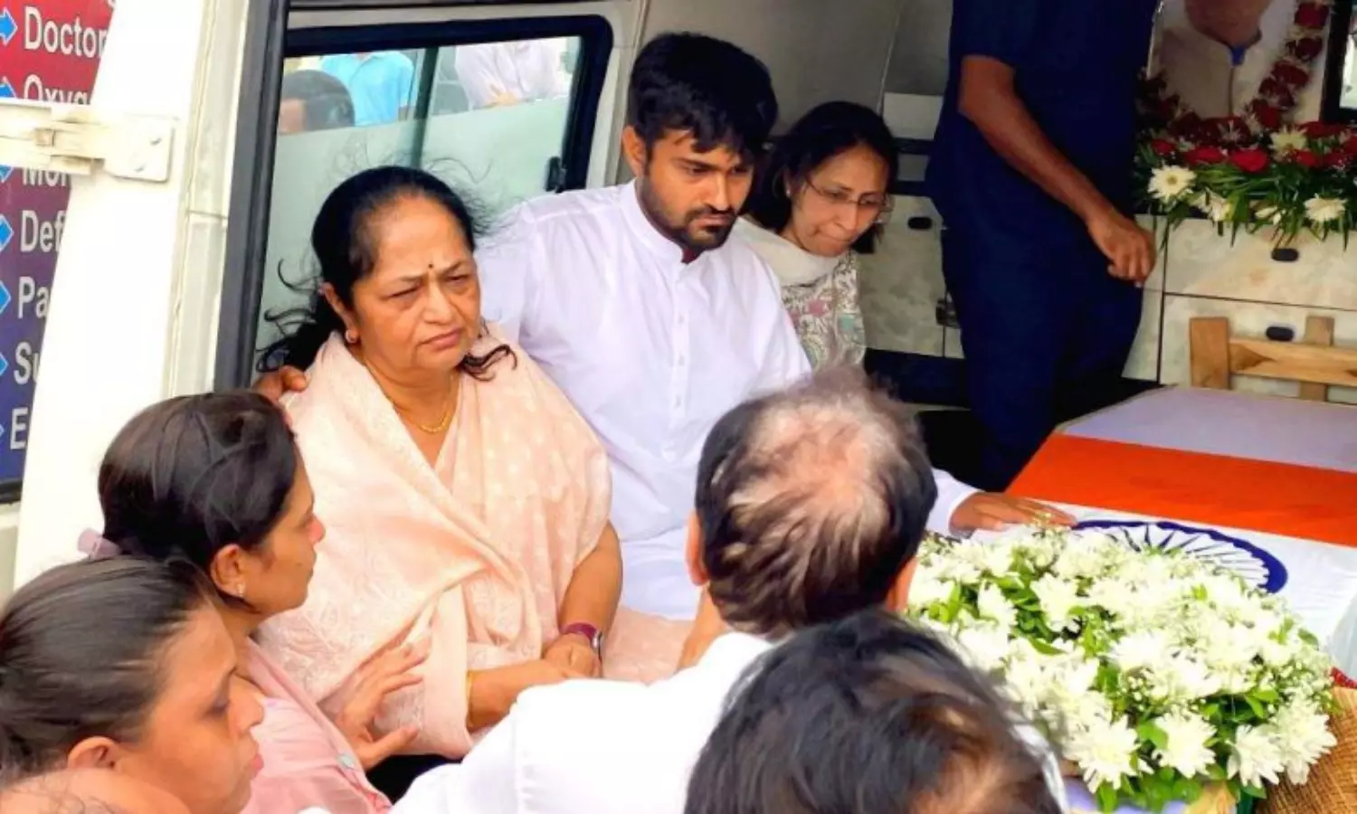 Gujarat BJP refuses to pay funeral bills of their late leader