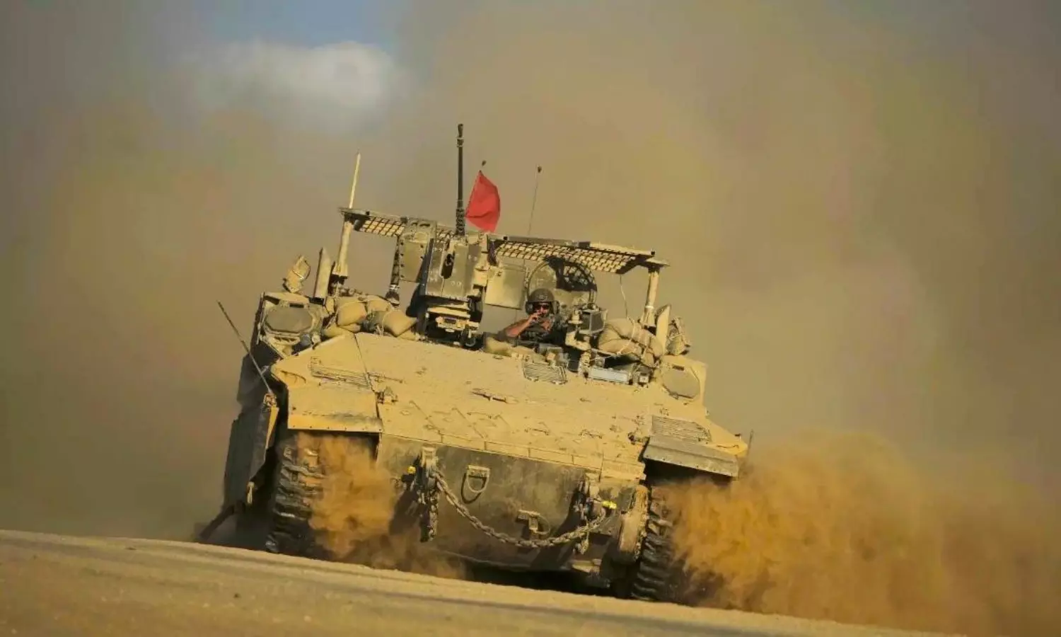 Israel starts ground offensive in Gaza; thousands flee