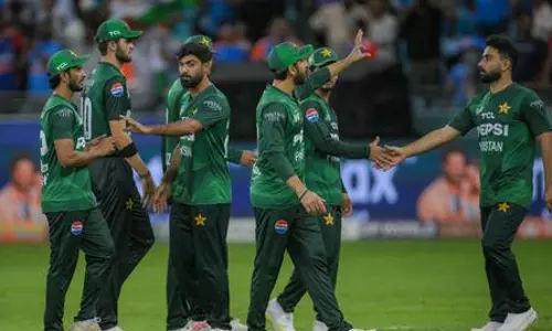Handshake snub: Pakistan cancels pre-match press conference