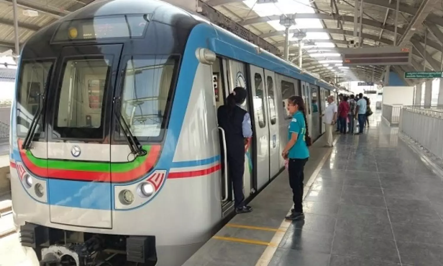 Women report feeling unsafe in Hyderabad metro at night, says study