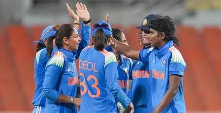 2nd ODI: India thrash Australia by 102 runs, level series 1–1