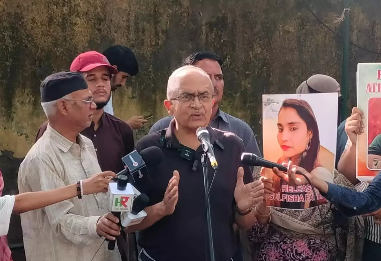 Supreme Court advocate Prashant Bhushan speaking at Jantar Mantar, Sept. 20, 2025.