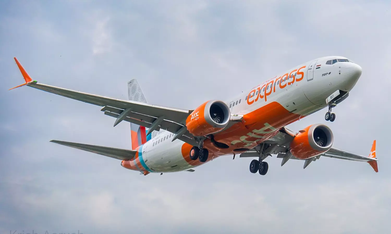 Passenger tries to enter cockpit mid-air on Air India Express, probe on