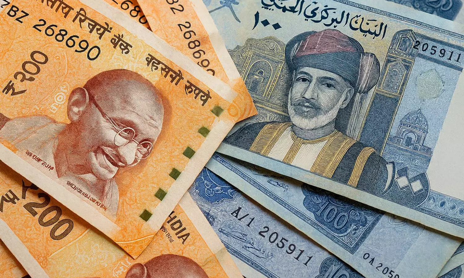 Indian Rupee hits Rs230 per Omani rial
