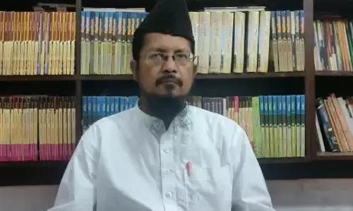 Razvi hits out at Delhi govt for allowing loudspeakers till midnight