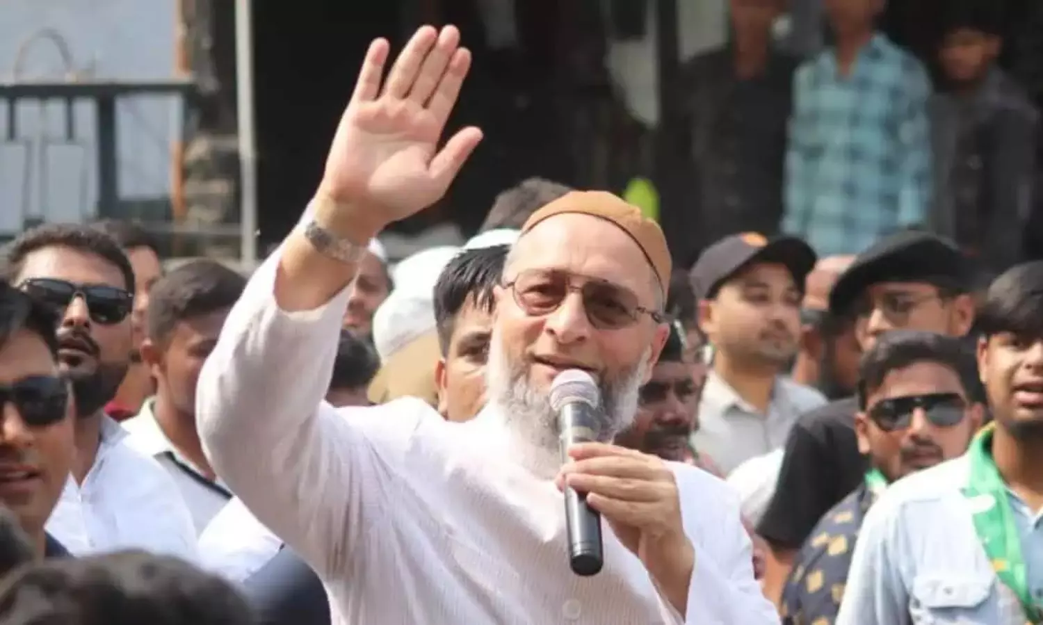 Owaisi accuses Centre of using Waqf Act to target Muslim sacred sites