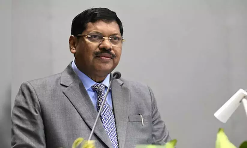 ‘Will not tolerate insult to Sanatan Dharma’: lawyer hurls shoe at CJI