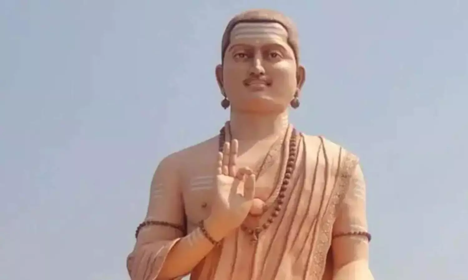 Lingayat seers renew demand for separate religion status at Bengaluru meet