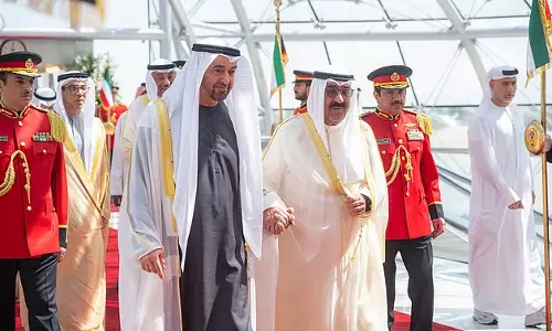 UAE President Sheikh Mohamed begins official visit in Kuwait