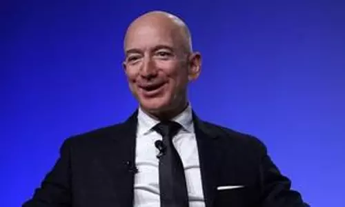 Jeff Bezos advises young founders to get degrees, experience first