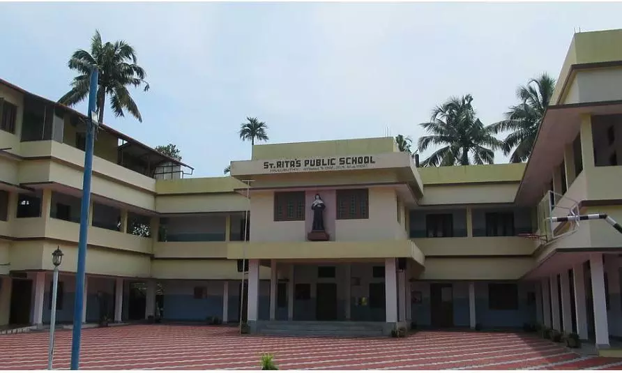 Kerala Minister directs school to allow girl to continue studies wearing hijab Kerala Minister directs school to allow girl to continue studies wearing hijab