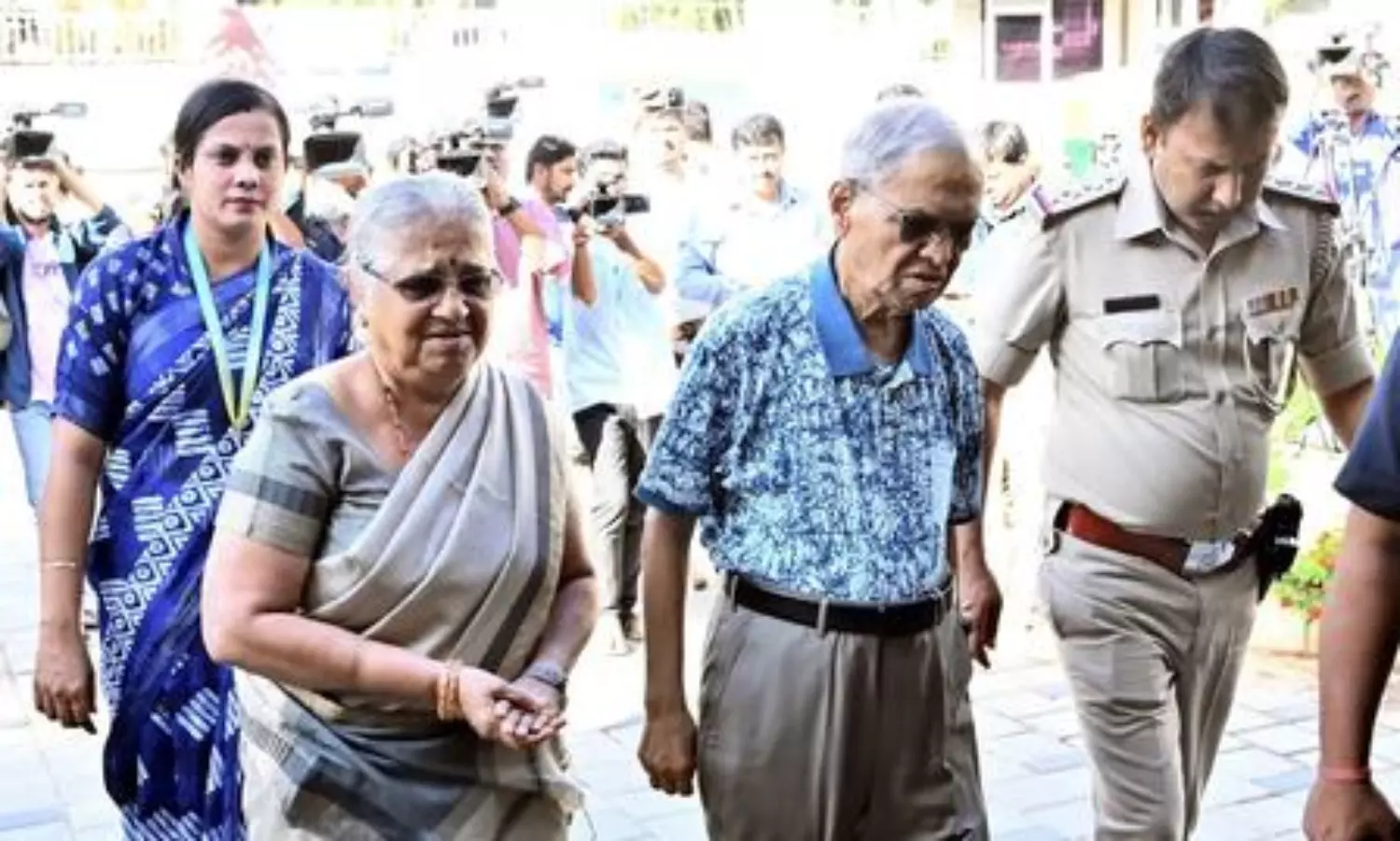 Infosys founder Narayana Murthy, wife Sudha Murty refuse to take part in Karnataka caste census