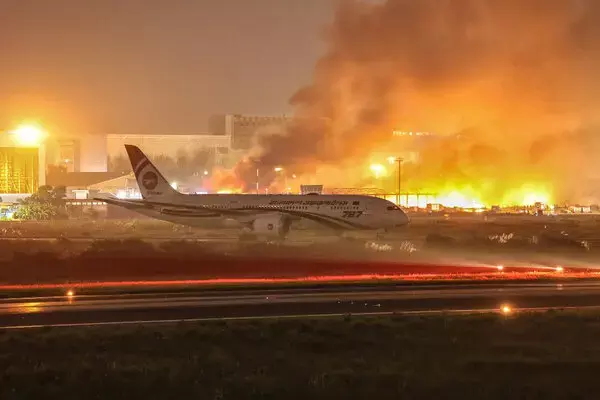 Massive fire breaks out at Dhaka airport; all flights suspended