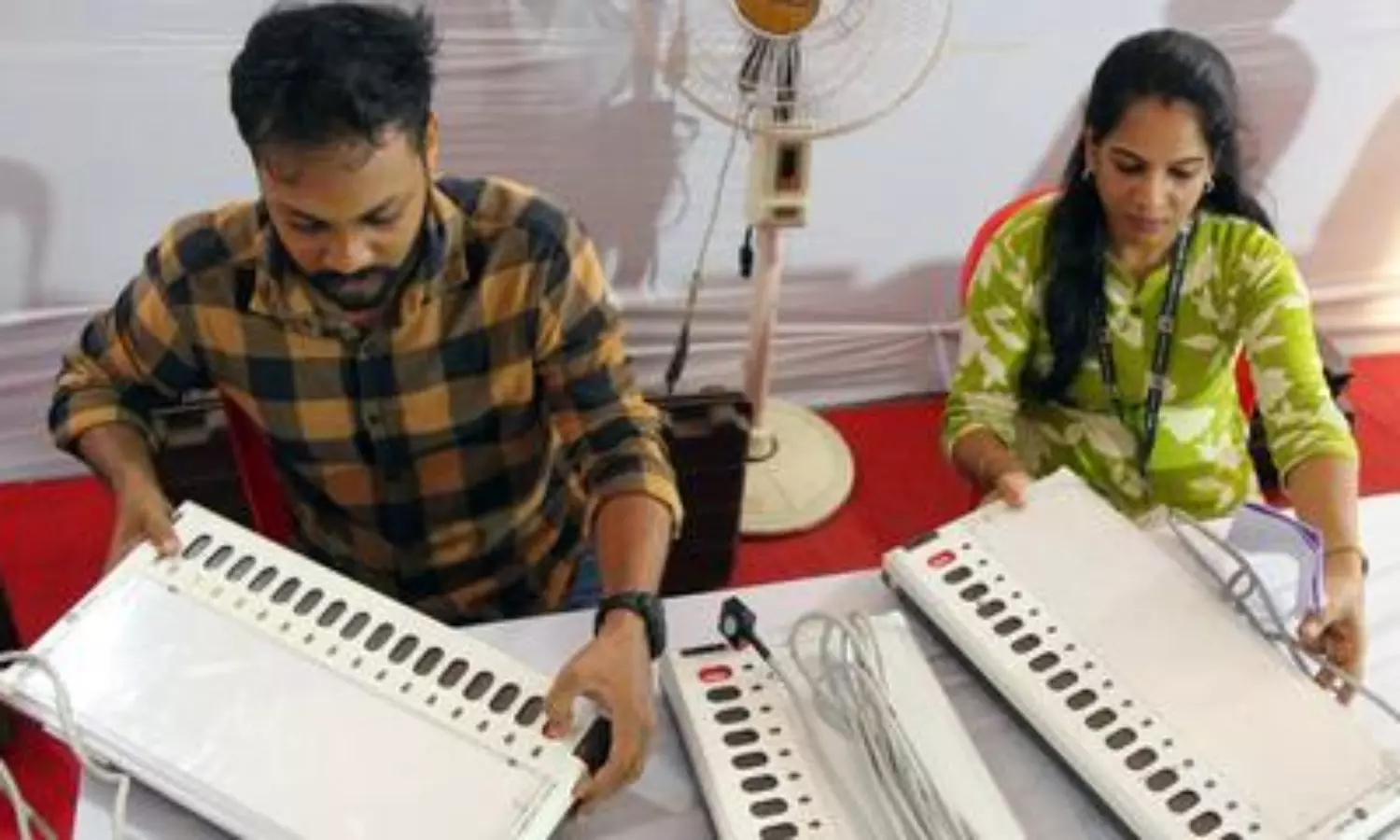 1.3K in fray for 121 seats as stage set for 1st phase of Bihar polls