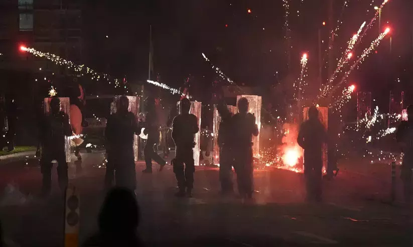 Dublin anti-immigrant riots: premeditated, says police; 24 arrested