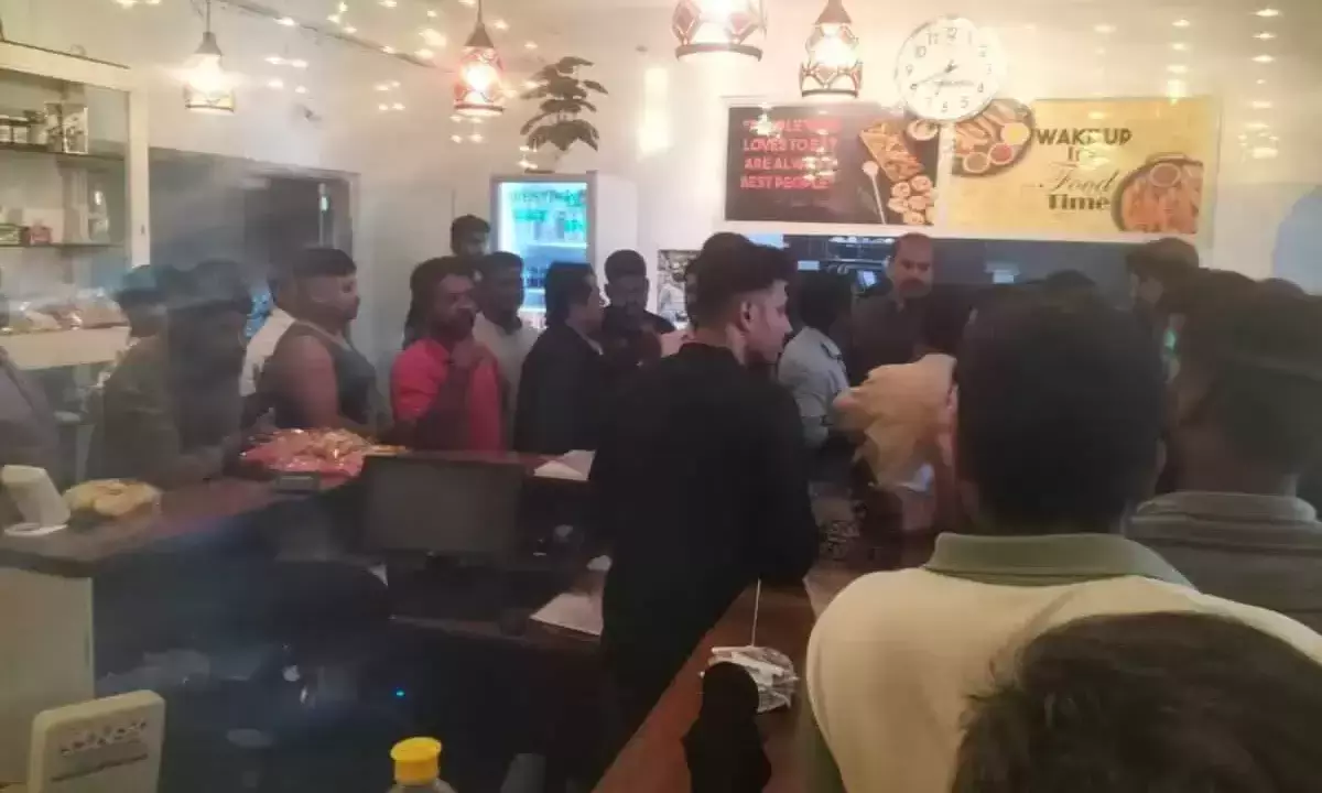 Beef: Hindutva groups force Kerala eatery in Hyderabad to shut down