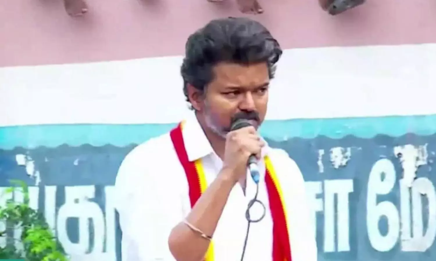 Vijay to meet families of Karur stampede victims in Mahabalipuram today