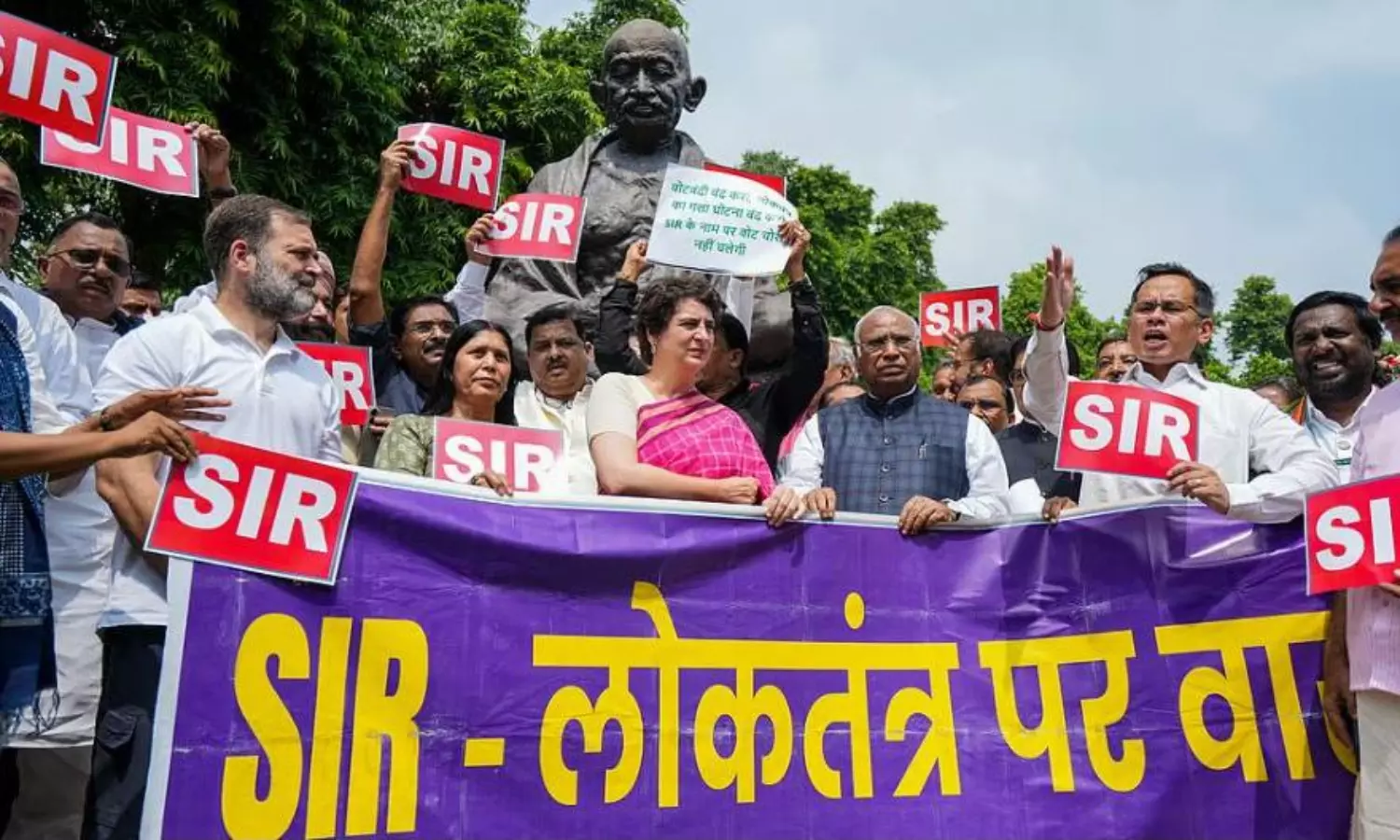 Through ECI, they are conspiring to change the Constitution: Cong, RJD