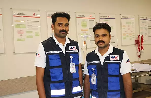 Abu Dhabi: Kerala nurses save passenger’s life mid-air on flight Abu Dhabi: Kerala nurses save passenger’s life mid-air on flight