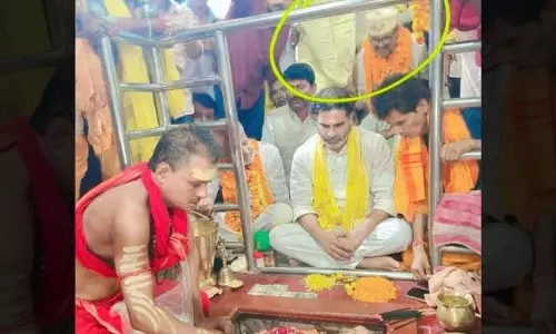 Temple cleaned after visit from Prashant Kishor and Muslim candidate