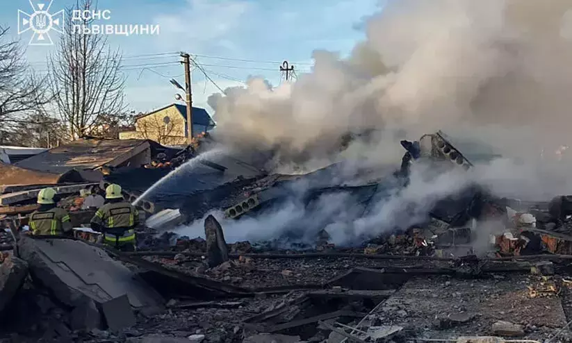 Russia continues pounding Ukraine’s power grid; 2 people die