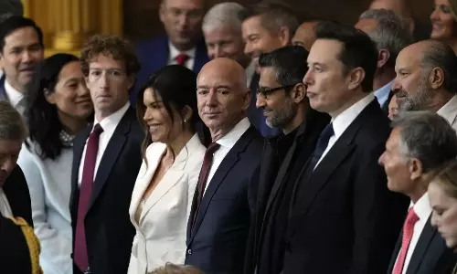 Top 10 US billionaires’ wealth soars by $698 billion in a year: Report